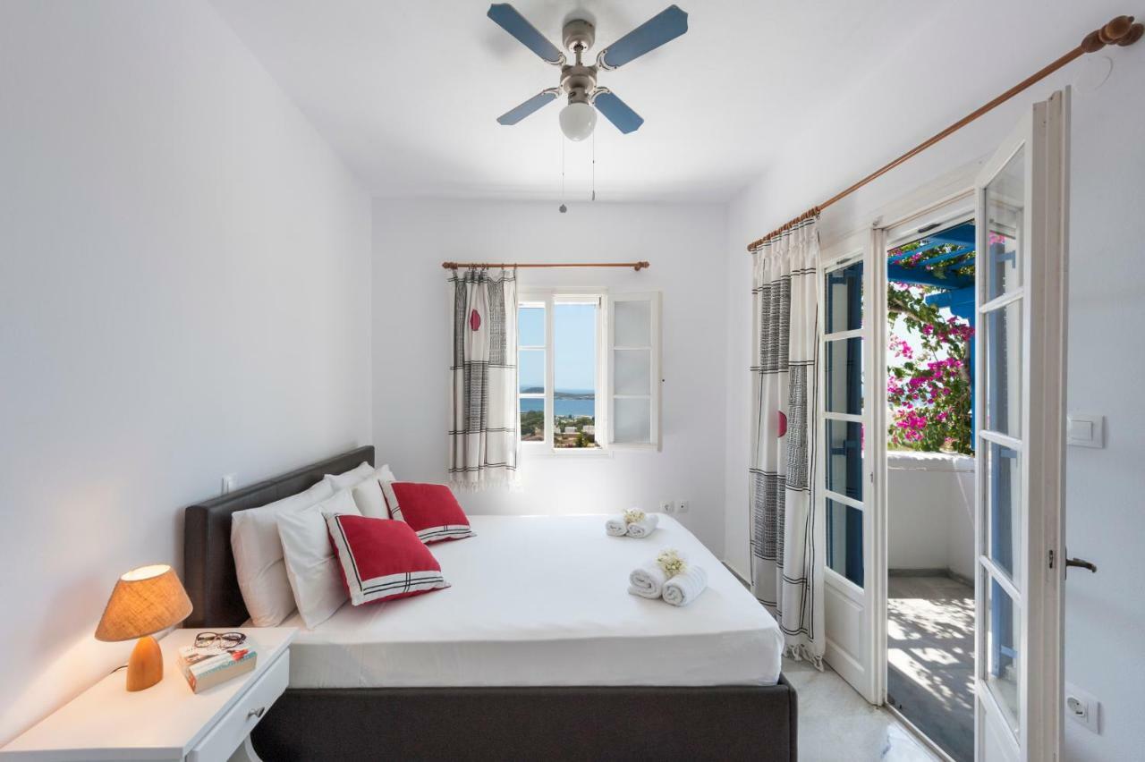 Dryades Family Hotel Drios Bagian luar foto